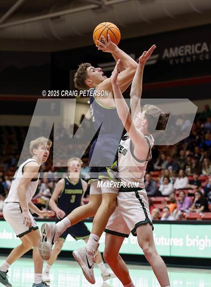 Thumbnail 3 in Green Canyon vs. Timpanogos (UHSAA 4A Quarterfinal) photogallery.