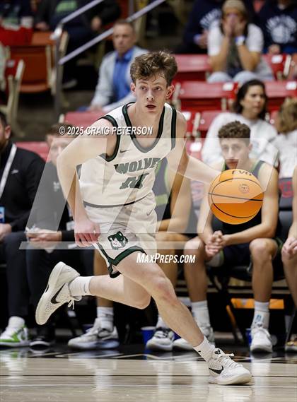 Thumbnail 3 in Green Canyon vs. Timpanogos (UHSAA 4A Quarterfinal) photogallery.
