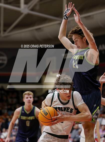 Thumbnail 2 in Green Canyon vs. Timpanogos (UHSAA 4A Quarterfinal) photogallery.