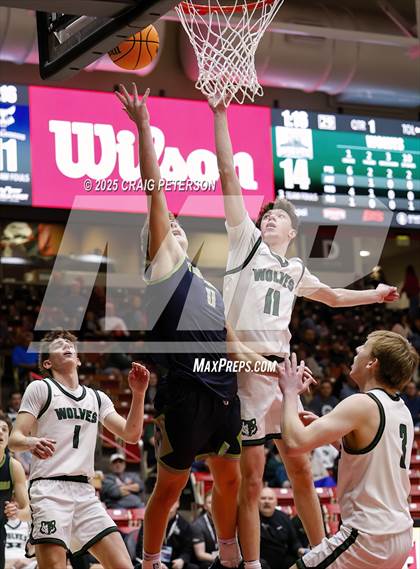 Thumbnail 2 in Green Canyon vs. Timpanogos (UHSAA 4A Quarterfinal) photogallery.