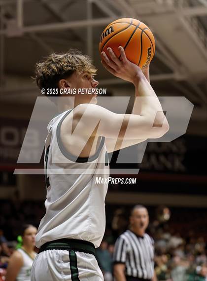 Thumbnail 3 in Green Canyon vs. Timpanogos (UHSAA 4A Quarterfinal) photogallery.
