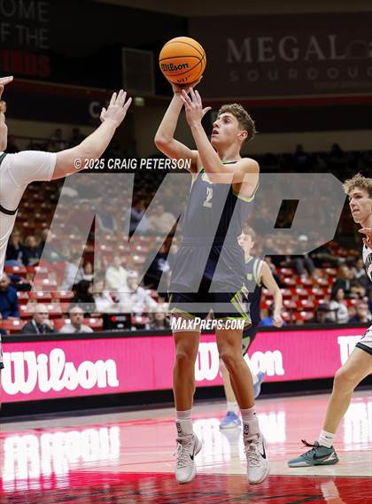 Thumbnail 1 in Green Canyon vs. Timpanogos (UHSAA 4A Quarterfinal) photogallery.