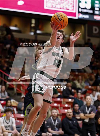 Thumbnail 1 in Green Canyon vs. Timpanogos (UHSAA 4A Quarterfinal) photogallery.