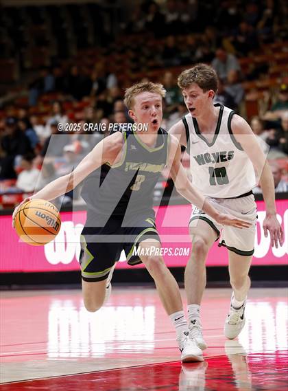 Thumbnail 3 in Green Canyon vs. Timpanogos (UHSAA 4A Quarterfinal) photogallery.