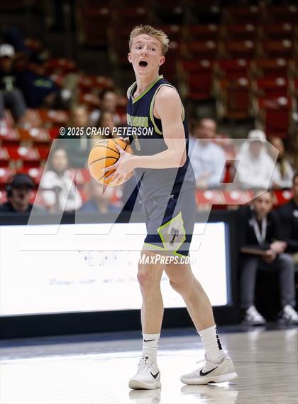 Thumbnail 1 in Green Canyon vs. Timpanogos (UHSAA 4A Quarterfinal) photogallery.