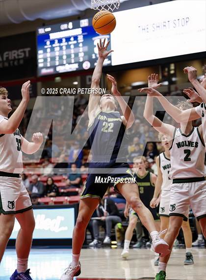 Thumbnail 3 in Green Canyon vs. Timpanogos (UHSAA 4A Quarterfinal) photogallery.
