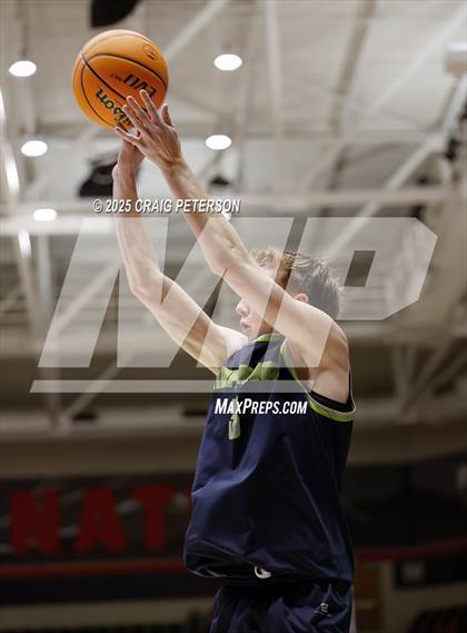Thumbnail 3 in Green Canyon vs. Timpanogos (UHSAA 4A Quarterfinal) photogallery.