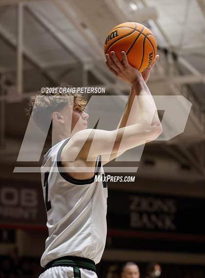 Thumbnail 1 in Green Canyon vs. Timpanogos (UHSAA 4A Quarterfinal) photogallery.