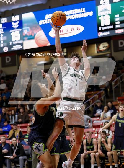 Thumbnail 2 in Green Canyon vs. Timpanogos (UHSAA 4A Quarterfinal) photogallery.