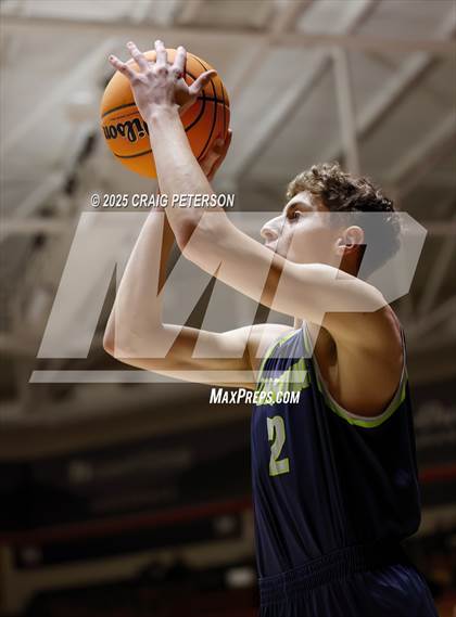 Thumbnail 1 in Green Canyon vs. Timpanogos (UHSAA 4A Quarterfinal) photogallery.