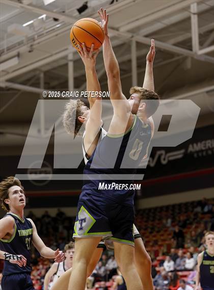 Thumbnail 3 in Green Canyon vs. Timpanogos (UHSAA 4A Quarterfinal) photogallery.