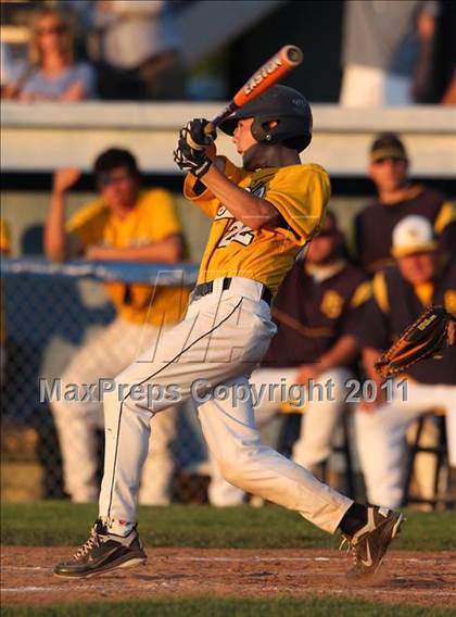 Thumbnail 3 in Sutherland vs. Hamburg (Class A Regional) photogallery.