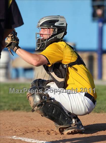 Thumbnail 2 in Sutherland vs. Hamburg (Class A Regional) photogallery.