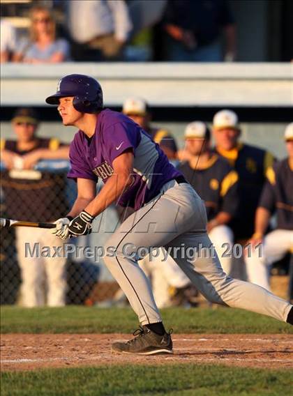 Thumbnail 2 in Sutherland vs. Hamburg (Class A Regional) photogallery.