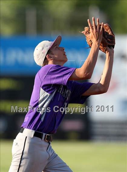 Thumbnail 1 in Sutherland vs. Hamburg (Class A Regional) photogallery.