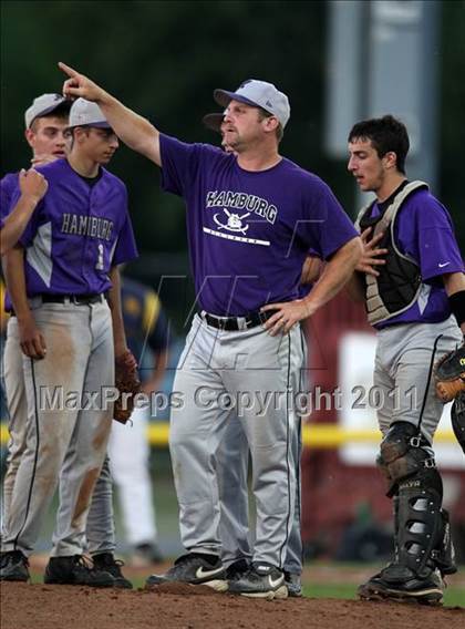 Thumbnail 2 in Sutherland vs. Hamburg (Class A Regional) photogallery.