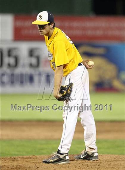 Thumbnail 2 in Sutherland vs. Hamburg (Class A Regional) photogallery.