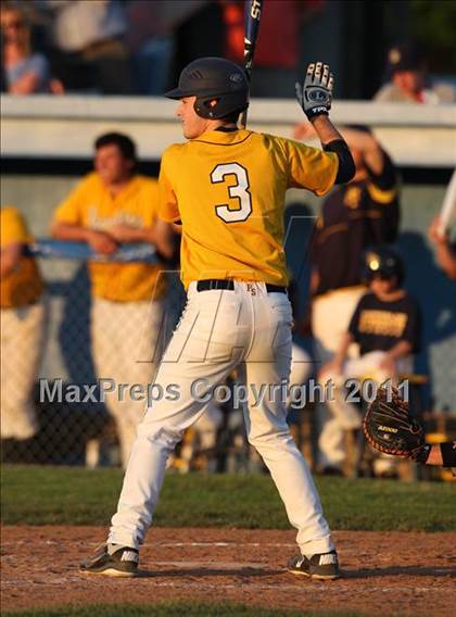 Thumbnail 2 in Sutherland vs. Hamburg (Class A Regional) photogallery.