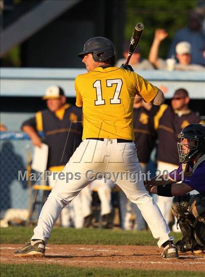 Thumbnail 2 in Sutherland vs. Hamburg (Class A Regional) photogallery.