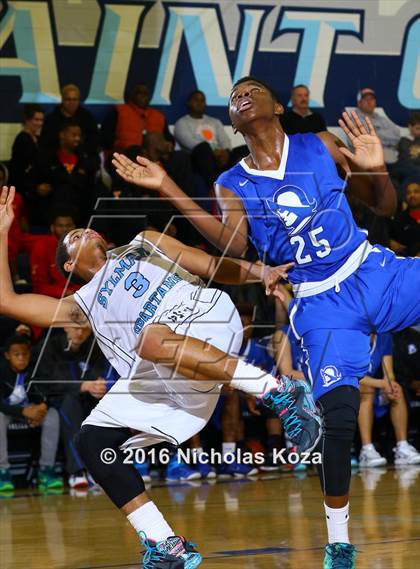 Thumbnail 2 in Sylmar vs. El Camino Real (War on the Floor Extravaganza) photogallery.