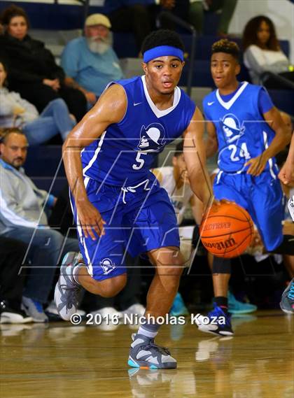 Thumbnail 1 in Sylmar vs. El Camino Real (War on the Floor Extravaganza) photogallery.