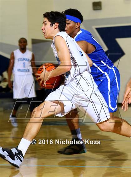 Thumbnail 1 in Sylmar vs. El Camino Real (War on the Floor Extravaganza) photogallery.