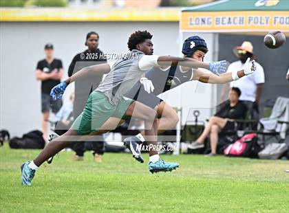 Thumbnail 3 in St. John Bosco vs. Inglewood (Battle at the Beach) photogallery.