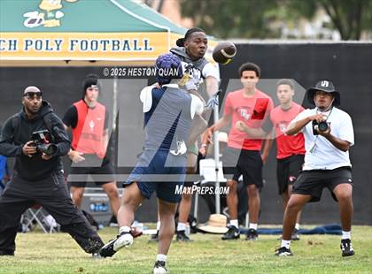 Thumbnail 2 in St. John Bosco vs. Inglewood (Battle at the Beach) photogallery.