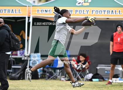 Thumbnail 2 in St. John Bosco vs. Inglewood (Battle at the Beach) photogallery.