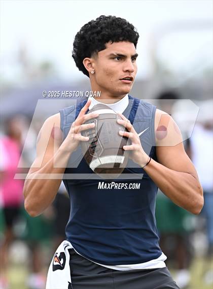 Thumbnail 1 in St. John Bosco vs. Inglewood (Battle at the Beach) photogallery.