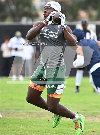 Thumbnail 1 in St. John Bosco vs. Inglewood (Battle at the Beach) photogallery.