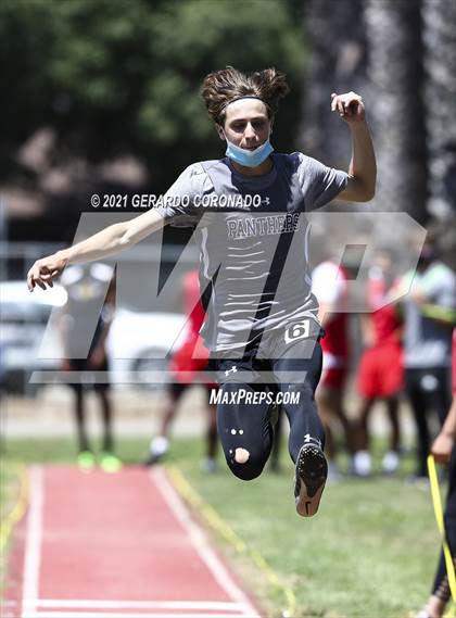 Thumbnail 2 in WAC Championships photogallery.