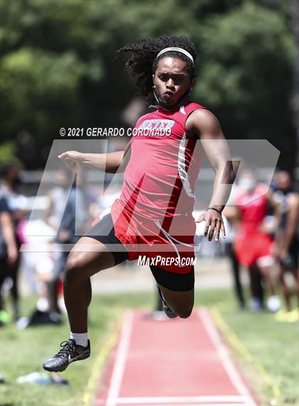 Thumbnail 3 in WAC Championships photogallery.