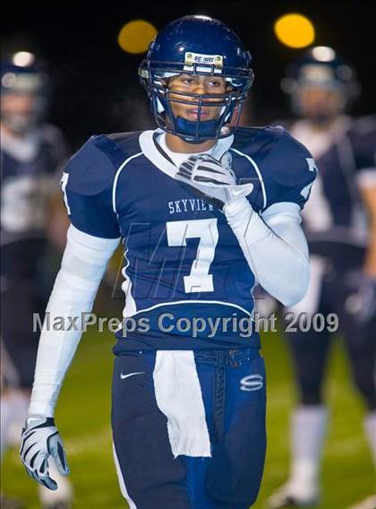 Thumbnail 2 in Auburn vs. Skyview photogallery.