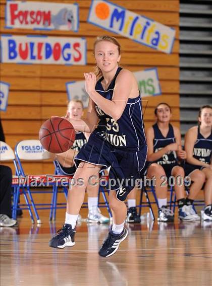 Thumbnail 2 in Nevada Union vs. Natomas (Bulldog Winter Classic) photogallery.