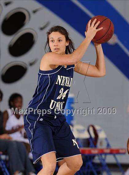 Thumbnail 1 in Nevada Union vs. Natomas (Bulldog Winter Classic) photogallery.