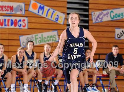 Thumbnail 1 in Nevada Union vs. Natomas (Bulldog Winter Classic) photogallery.