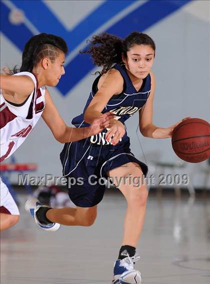 Thumbnail 2 in Nevada Union vs. Natomas (Bulldog Winter Classic) photogallery.