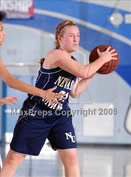 Thumbnail 2 in Nevada Union vs. Natomas (Bulldog Winter Classic) photogallery.