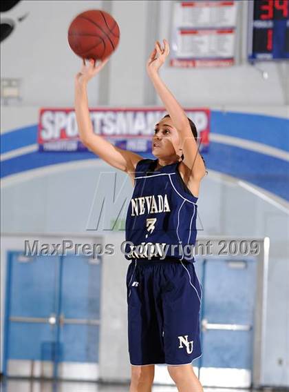 Thumbnail 3 in Nevada Union vs. Natomas (Bulldog Winter Classic) photogallery.