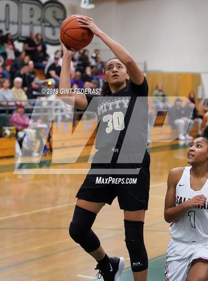 Thumbnail 1 in Salesian College Preparatory vs. Archbishop Mitty (Elite is Earned New Year Classic) photogallery.