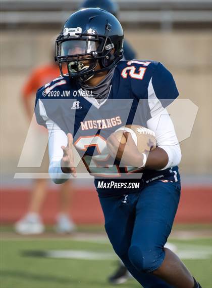 Thumbnail 3 in Sacshe @ Coppell (B Teams) photogallery.