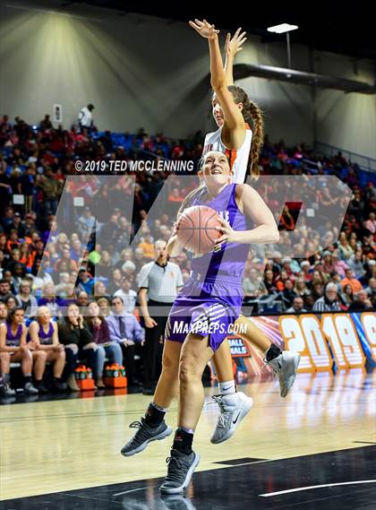 Thumbnail 1 in Batesville vs Berryville (AAA 4A Final) photogallery.