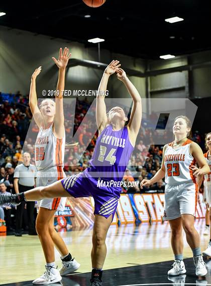 Thumbnail 3 in Batesville vs Berryville (AAA 4A Final) photogallery.
