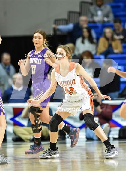 Thumbnail 1 in Batesville vs Berryville (AAA 4A Final) photogallery.