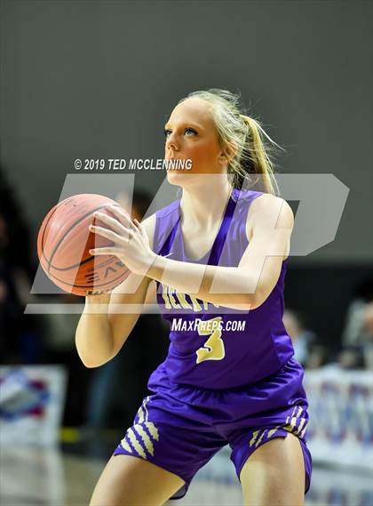Thumbnail 3 in Batesville vs Berryville (AAA 4A Final) photogallery.