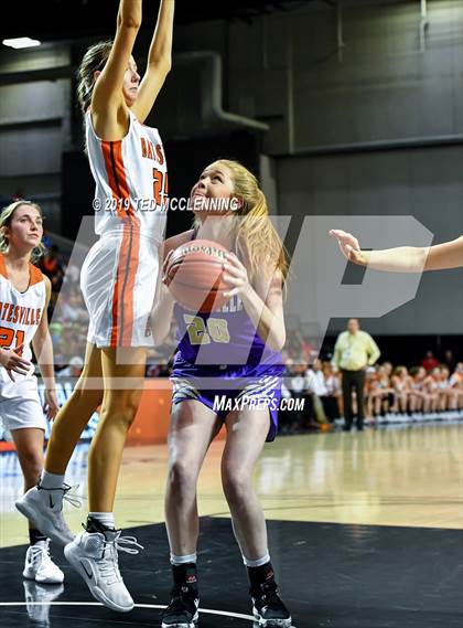 Thumbnail 3 in Batesville vs Berryville (AAA 4A Final) photogallery.