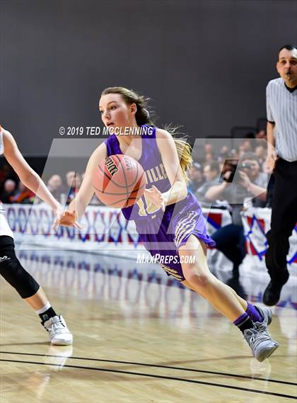 Thumbnail 3 in Batesville vs Berryville (AAA 4A Final) photogallery.