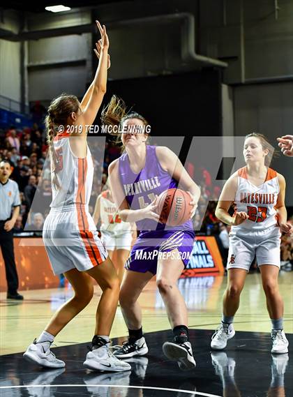 Thumbnail 3 in Batesville vs Berryville (AAA 4A Final) photogallery.