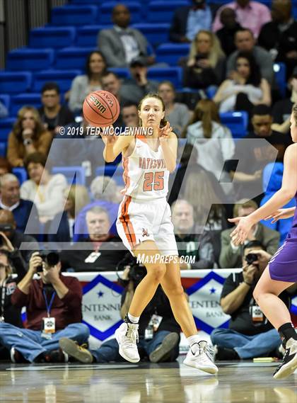 Thumbnail 2 in Batesville vs Berryville (AAA 4A Final) photogallery.